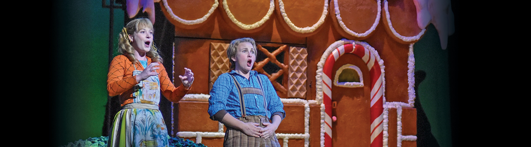 Liv Redpath and Sasha Cooke in Hansel and Gretel at LA Opera