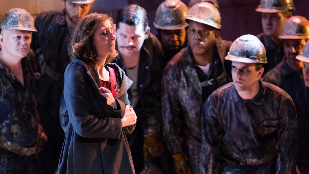 Kiera Duffy in the world premiere of Breaking the Waves at Opera Philadelphia