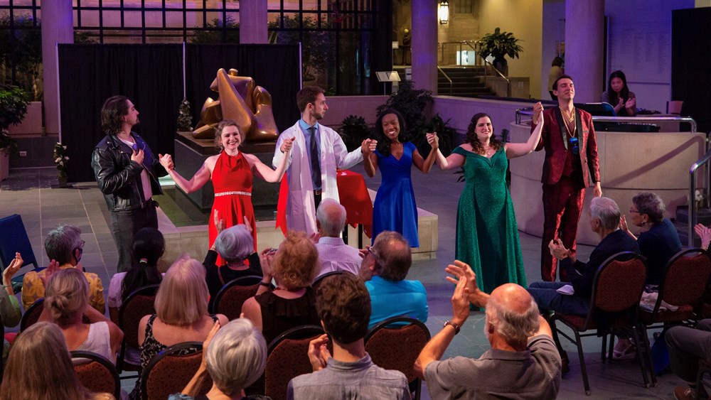 Finger Lakes Opera performs at Rochester’s Memorial Art Gallery (photo: Dave Jones, Empire West Photo)
