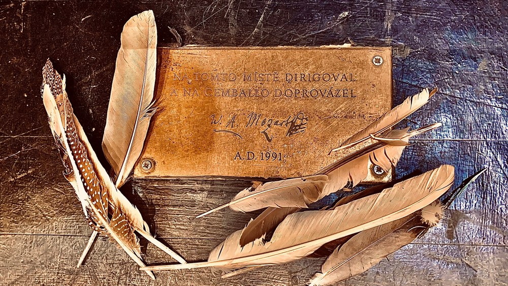 Feathers placed by Timothy Long at the spot where Mozart conducted the 1787 premiere of Don Giovanni at the Estates Theatre in Prague (photo: courtesy of Timothy Long)