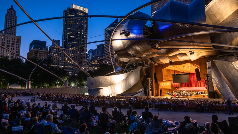 Lyric Opera of Chicago’s 2022 “Sunday in the Park with Lyric” concert (photo: Kyle Flubacker)