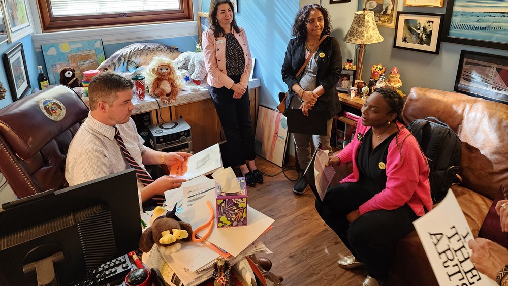 Representatives from Missouri arts organizations visited the offices of elected officials during the 2024 Arts Advocacy Day at the Missouri State Capitol. (photo: courtesy of the Regional Arts Commission of St. Louis)