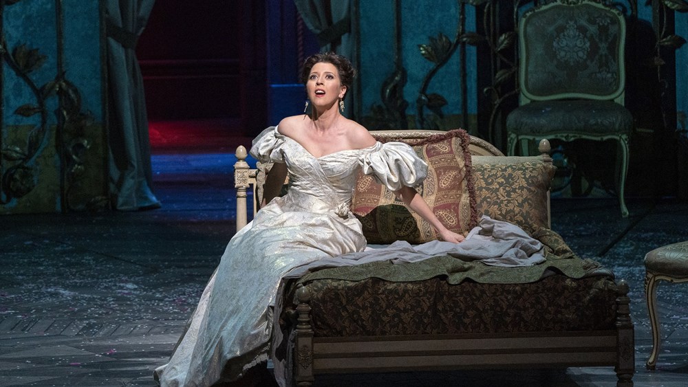 Lisette Oropesa in La traviata at the Met in 2020 (photo: Richard Termine)