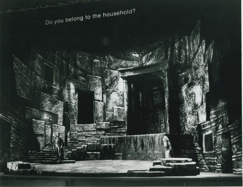 Canadian Opera Company introduces supertitles with its 1982 Elektra