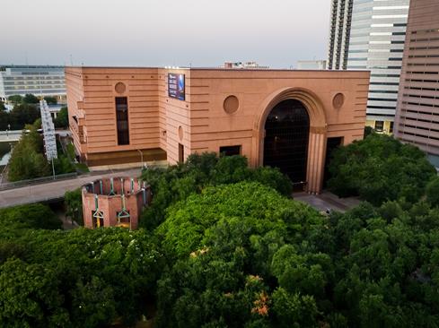 The Wortham Theater Center, home to Houston Grand Opera (photo: Lance Childers/Houston First Corporation)