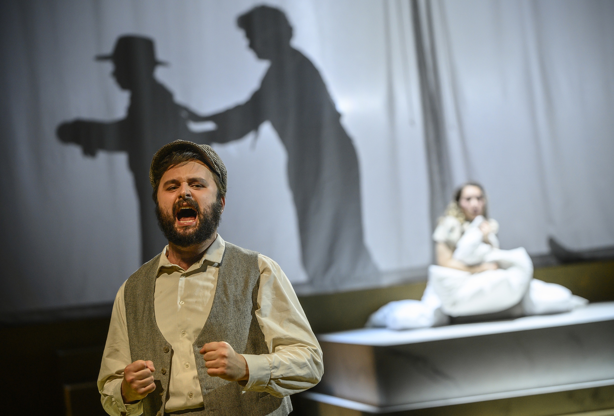 William Socolof in Oper Köln’s 2024 Romeo und Julia (photo: Matthias Jung)