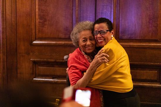 Reri Grist and Harolyn Blackwell (photo: Danny Bristoll)